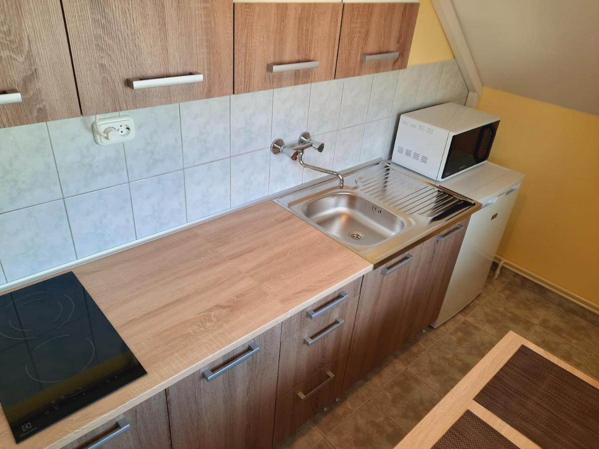 Apartmanhaz King ヘーヴィーズ エクステリア 写真