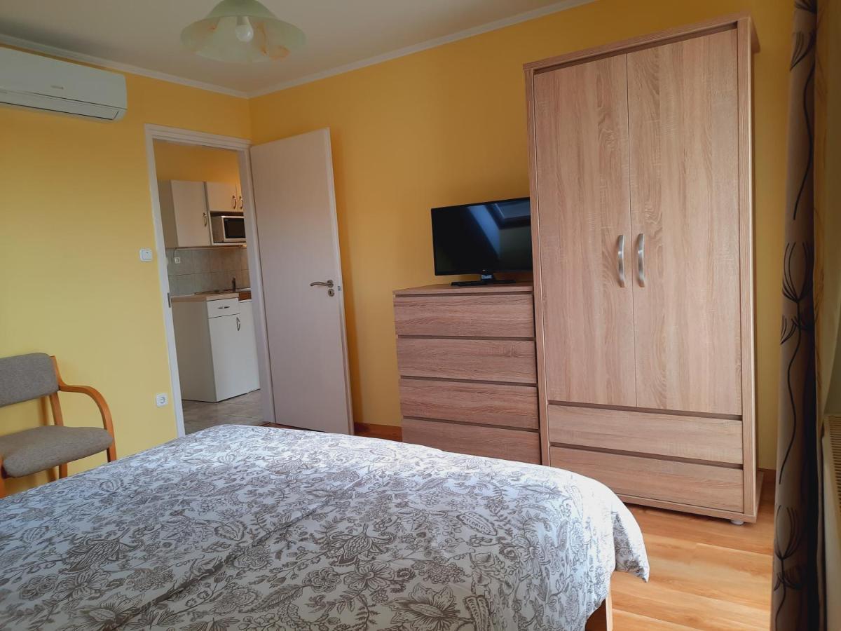 Apartmanhaz King ヘーヴィーズ エクステリア 写真