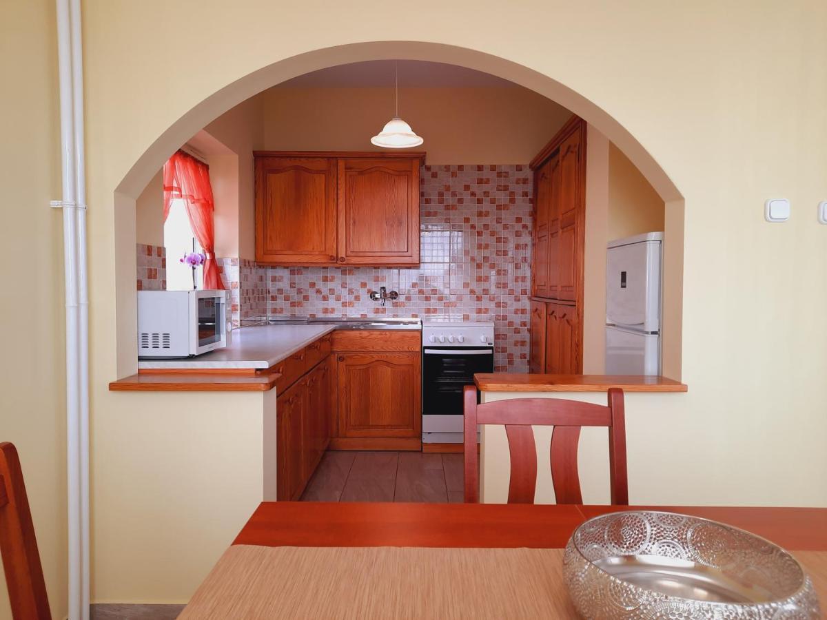 Apartmanhaz King ヘーヴィーズ エクステリア 写真