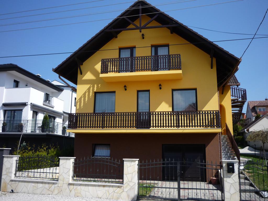 Apartmanhaz King ヘーヴィーズ エクステリア 写真