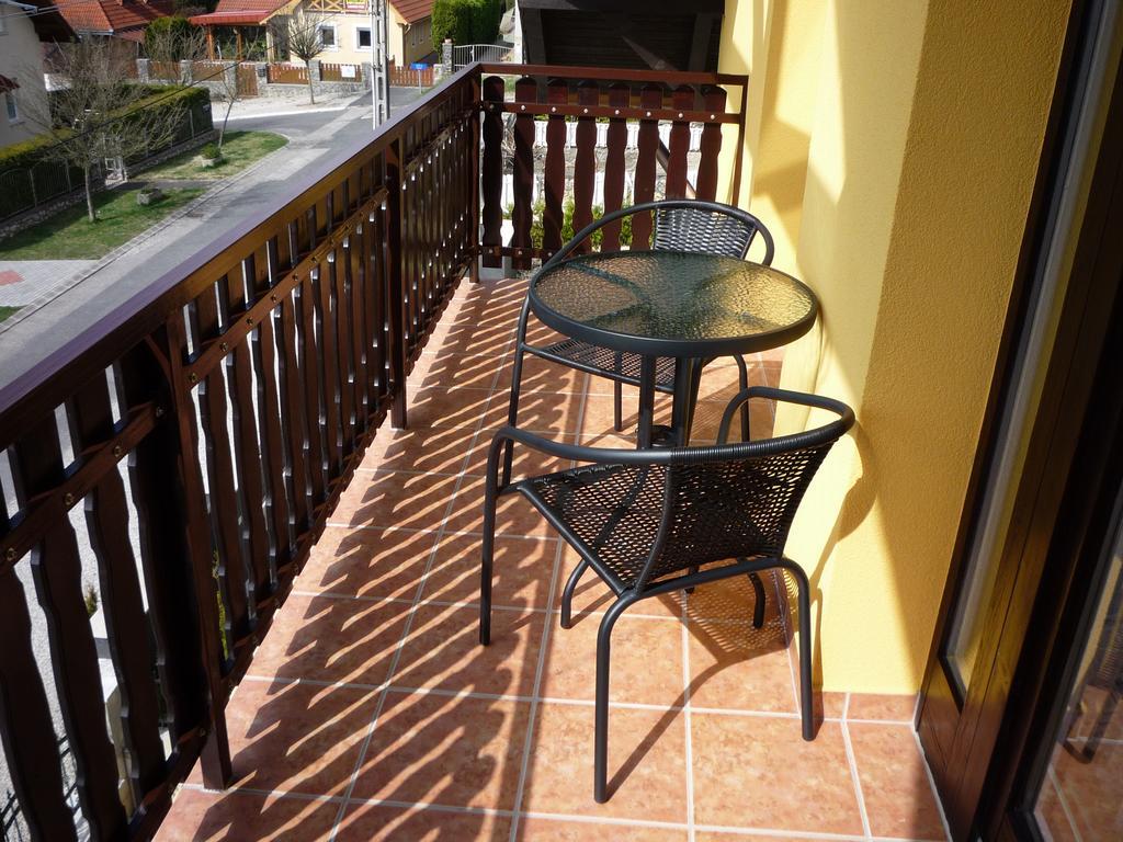 Apartmanhaz King ヘーヴィーズ エクステリア 写真